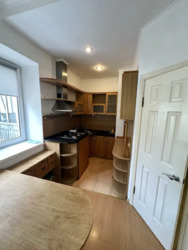 2к метро Університет фото 2 2к метро Університет фото 2