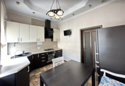 Шикарна 2-к квартира на вул. Бульварно-Кудрявська 31а фото 4 Шикарна 2-к квартира на вул. Бульварно-Кудрявська 31а фото 4