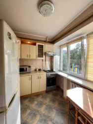 2к метро Печерська фото 1 2к метро Печерська фото 1