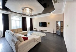 Шикарна 2-к квартира на вул. Бульварно-Кудрявська 31а фото 1 Шикарна 2-к квартира на вул. Бульварно-Кудрявська 31а фото 1