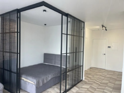 1   쳿  West House  9