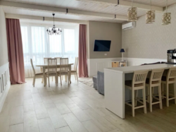 Просторная видовая 3к. квартира ЖК «Лазурный блюз». фото 1 Просторная видовая 3к. квартира ЖК «Лазурный блюз». фото 1