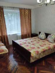 Недорого оренда 3-к квартира біля метро Святошин. фото 1 Недорого оренда 3-к квартира біля метро Святошин. фото 1