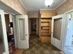 2к метро Печерська фото 1 2к метро Печерська фото 1