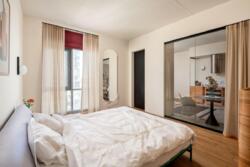 2� � �� Riverstone ���� 10