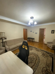2к. квартира, бульвар Лесі Українки, метро Печерська фото 1 2к. квартира, бульвар Лесі Українки, метро Печерська фото 1