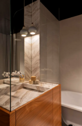 2� � �� Riverstone ���� 18