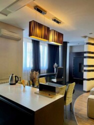 4 к.кв. Центр, 160 кв.м фото 1 4 к.кв. Центр, 160 кв.м фото 1