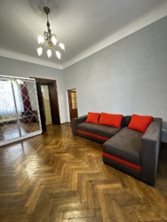 Здається квартира Івано-Франківська, Івано-Франківськ, Центр, Залізнична вул., 14 фото 1 Здається квартира Івано-Франківська, Івано-Франківськ, Центр, Залізнична вул., 14 фото 1