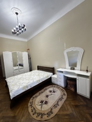 Здається квартира Івано-Франківська, Івано-Франківськ, Центр, Залізнична вул., 14 фото 4 Здається квартира Івано-Франківська, Івано-Франківськ, Центр, Залізнична вул., 14 фото 4