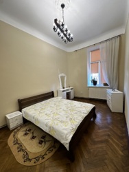 Здається квартира Івано-Франківська, Івано-Франківськ, Центр, Залізнична вул., 14 фото 5 Здається квартира Івано-Франківська, Івано-Франківськ, Центр, Залізнична вул., 14 фото 5