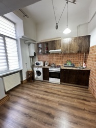 Здається квартира Івано-Франківська, Івано-Франківськ, Центр, Залізнична вул., 14 фото 6 Здається квартира Івано-Франківська, Івано-Франківськ, Центр, Залізнична вул., 14 фото 6