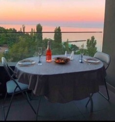 ������ ������������ � ����� �� ���� � ������� �� COSTA FONTANA ���� 5