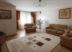 ���� 4� ��������� �������� �� 8� ������� ���� 10