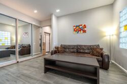 ������ 2 �.��. �� �������� ����� ���� 8