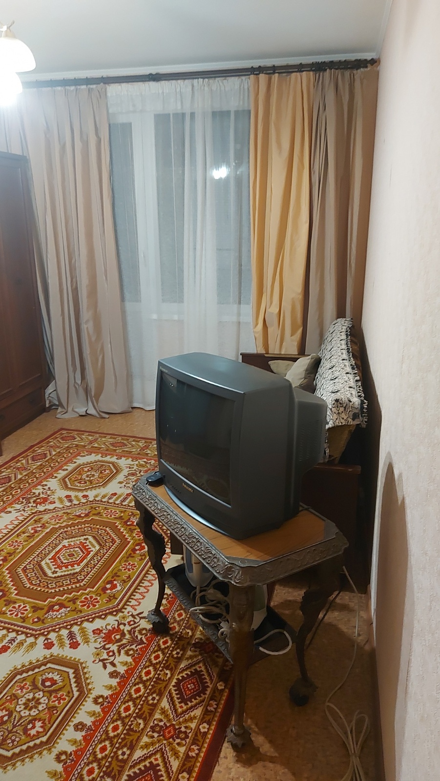 Оренда комофортної квартири поряд з м. Героїв Праці фото 1 Оренда комофортної квартири поряд з м. Героїв Праці фото 1