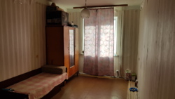 Здам 4-кімнатну квартиру на 5 мікрорайоні (зупинка ЗІЛ) фото 3 Здам 4-кімнатну квартиру на 5 мікрорайоні (зупинка ЗІЛ) фото 3