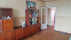 Здам 4-кімнатну квартиру на 5 мікрорайоні (зупинка ЗІЛ) фото 7 Здам 4-кімнатну квартиру на 5 мікрорайоні (зупинка ЗІЛ) фото 7