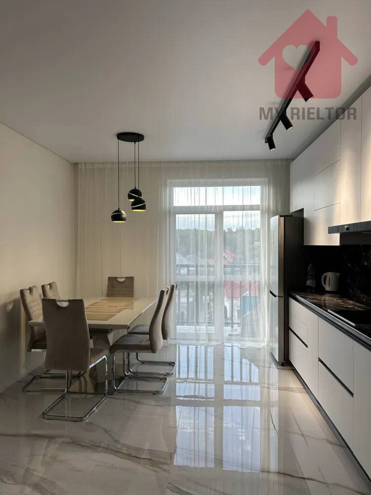 Оренда двокімнатної квартири по вул.Собранецька фото 1 Оренда двокімнатної квартири по вул.Собранецька фото 1