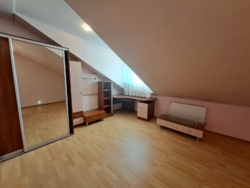 Оренда 2-рівневої квартири з гаражем по вул.Рєпіна, Канада фото 31 Оренда 2-рівневої квартири з гаражем по вул.Рєпіна, Канада фото 31