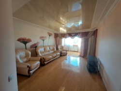 Оренда 2-рівневої квартири з гаражем по вул.Рєпіна, Канада фото 2 Оренда 2-рівневої квартири з гаражем по вул.Рєпіна, Канада фото 2