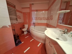 Оренда 2-рівневої квартири з гаражем по вул.Рєпіна, Канада фото 7 Оренда 2-рівневої квартири з гаражем по вул.Рєпіна, Канада фото 7