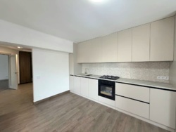 Оренда просторої 3к. квартири по вул.Глиняна - Бандери. фото 1 Оренда просторої 3к. квартири по вул.Глиняна - Бандери. фото 1