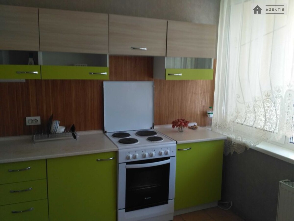 Здається квартира Святошино, Верховинна вул., 41, м. Житомирська, Ціна 13 000 грн фото 1 Здається квартира Святошино, Верховинна вул., 41, м. Житомирська, Ціна 13 000 грн фото 1