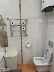   `,  . (), 20, . , ֳ 700 $  4