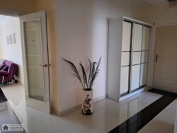   ',    . (), 18-, . , ֳ 850 $  12