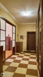   ,  , . , ֳ 30 000   2