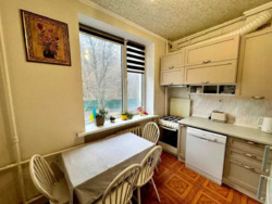 ������� �������� ����������, �. ����������, ֳ�� 15 000 ��� ���� 5