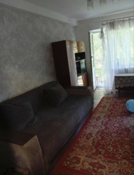 Сдам 3к квартиру 8000 грн ул. Богдана Хмельникого фото 1 Сдам 3к квартиру 8000 грн ул. Богдана Хмельникого фото 1