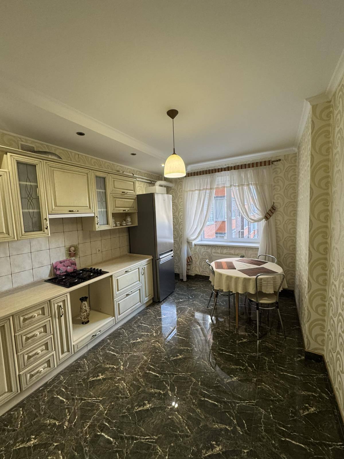 Здається квартира Львівська, Львів, Франківський, вул.Пулюя 40 фото 1 Здається квартира Львівська, Львів, Франківський, вул.Пулюя 40 фото 1