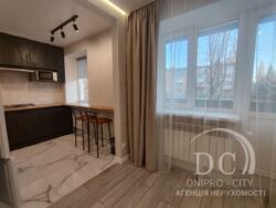 1-���� ��. ����� (�������), �.90, �����. ������, ����. 2/5 ���. ���� 4