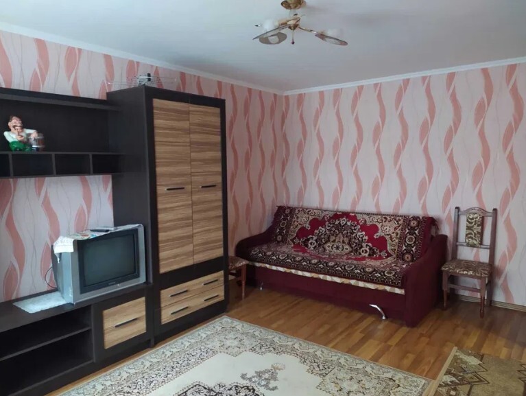 Здається 1-но кімнатна квартира з технікою та меблями в старому місті фото 1 Здається 1-но кімнатна квартира з технікою та меблями в старому місті фото 1