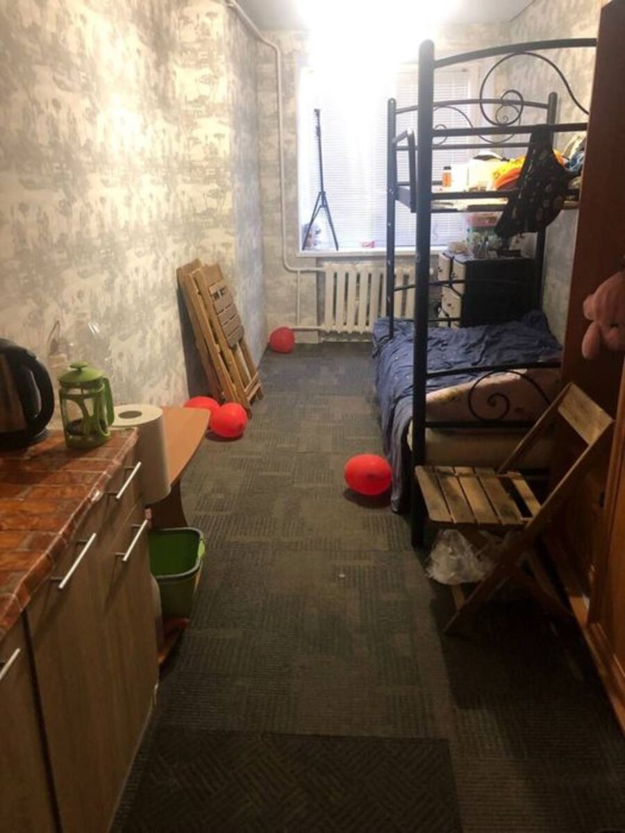 Здається кімната в гуртожитку із спільним санвузлом, замостянський район фото 1 Здається кімната в гуртожитку із спільним санвузлом, замостянський район фото 1