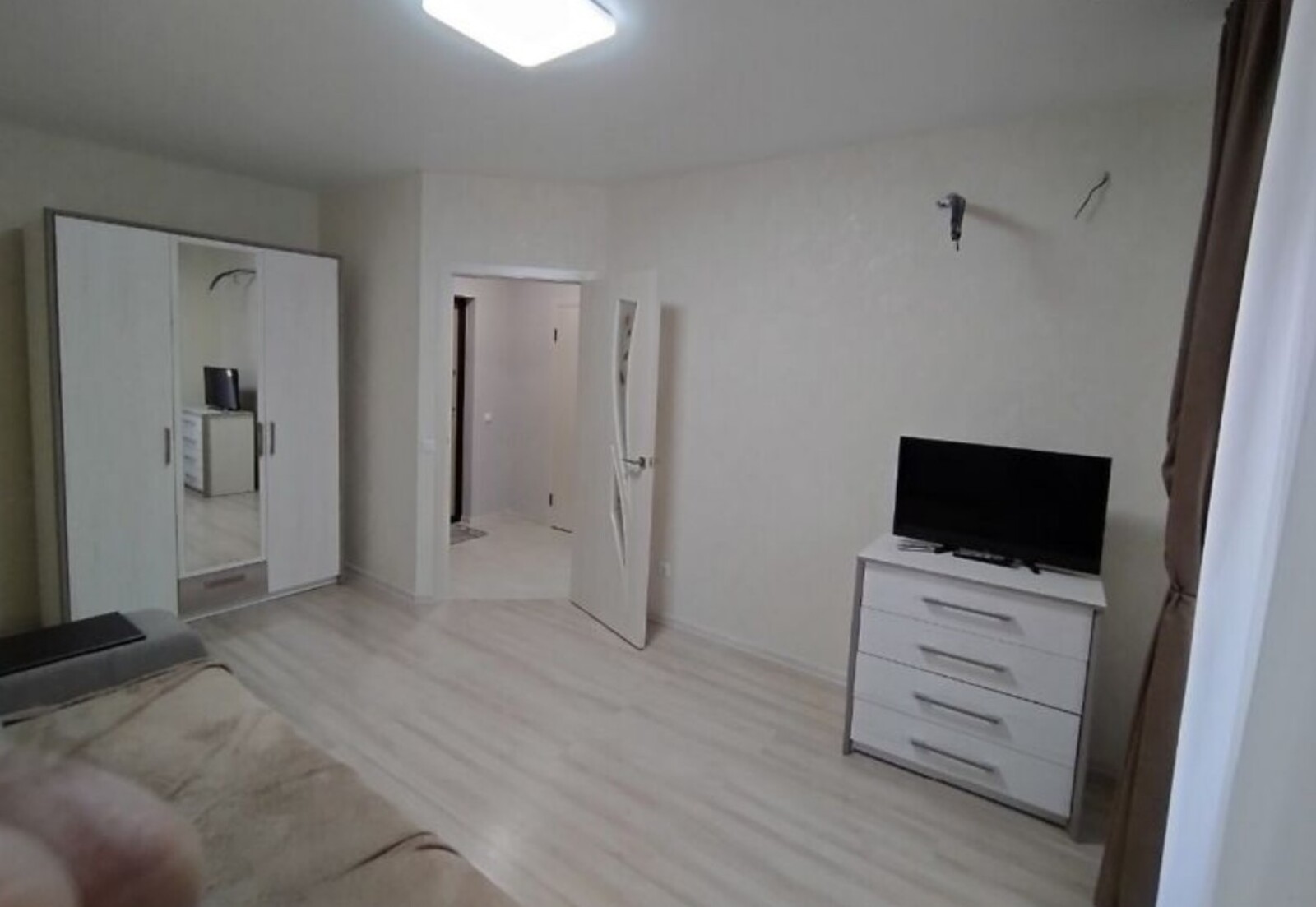 Здається 1-но кімнатна квартира в Замостянському районі. Все є. фото 1 Здається 1-но кімнатна квартира в Замостянському районі. Все є. фото 1