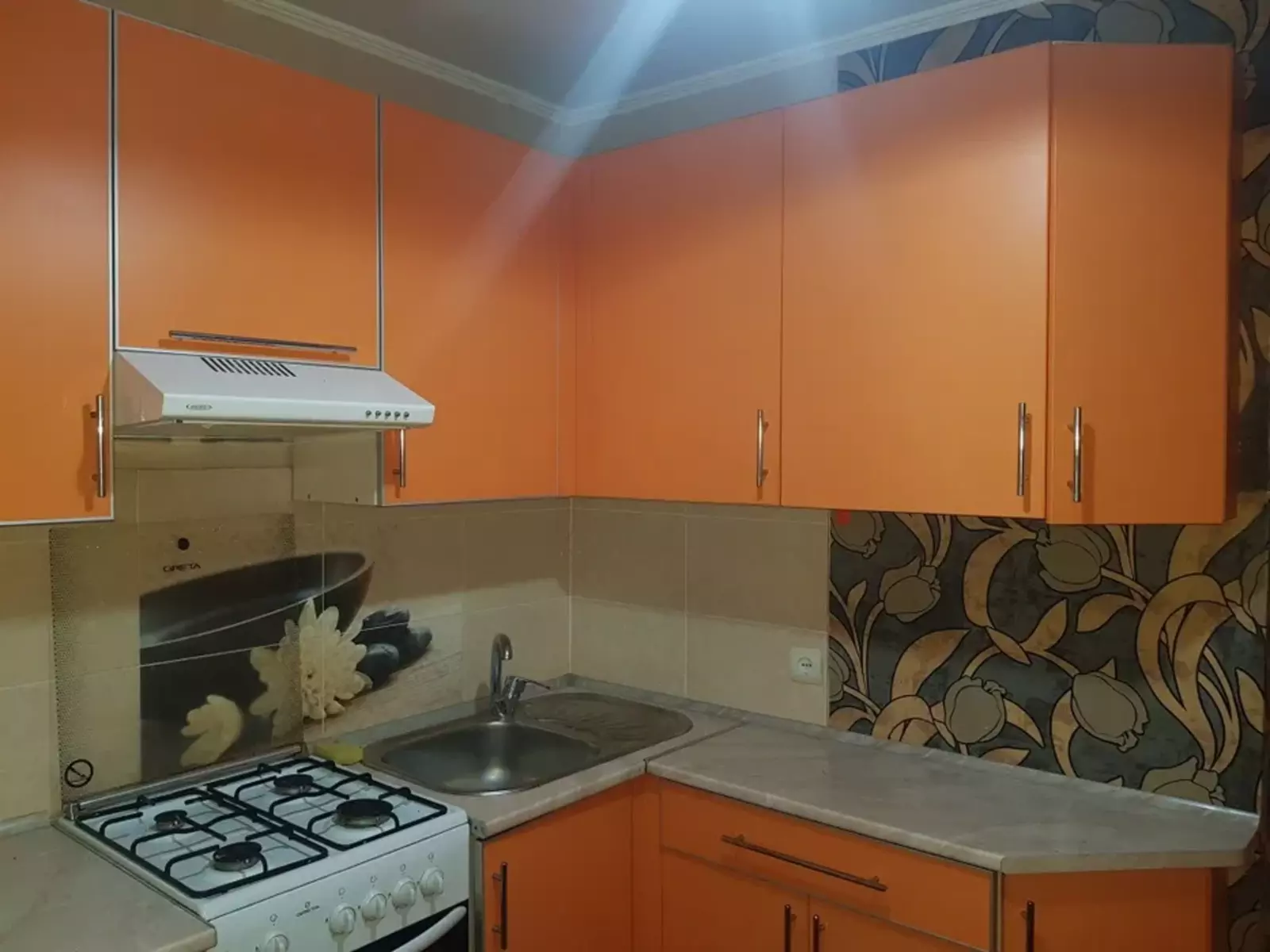 Здається 2-х кімнатна квартира. Центр, все є. Вигідна ціна фото 1 Здається 2-х кімнатна квартира. Центр, все є. Вигідна ціна фото 1