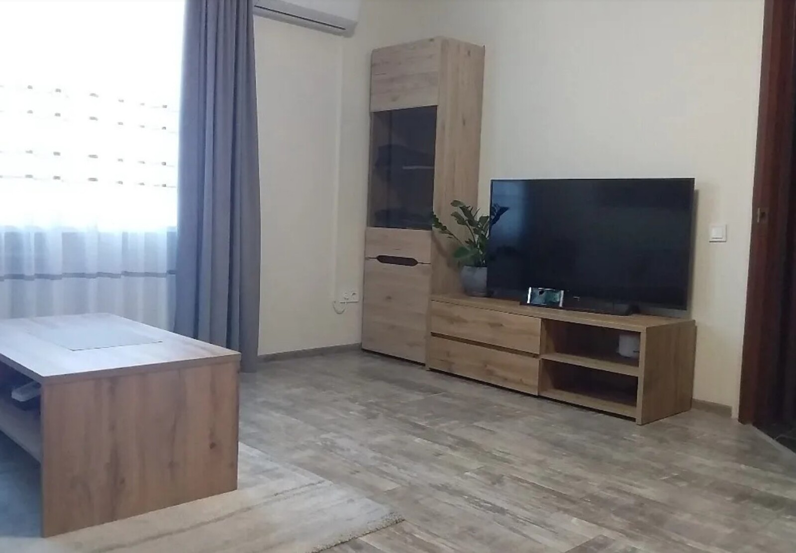 Здається 1-но кімнатна квартира у Ленінському районі. Є все для життя. фото 1 Здається 1-но кімнатна квартира у Ленінському районі. Є все для життя. фото 1