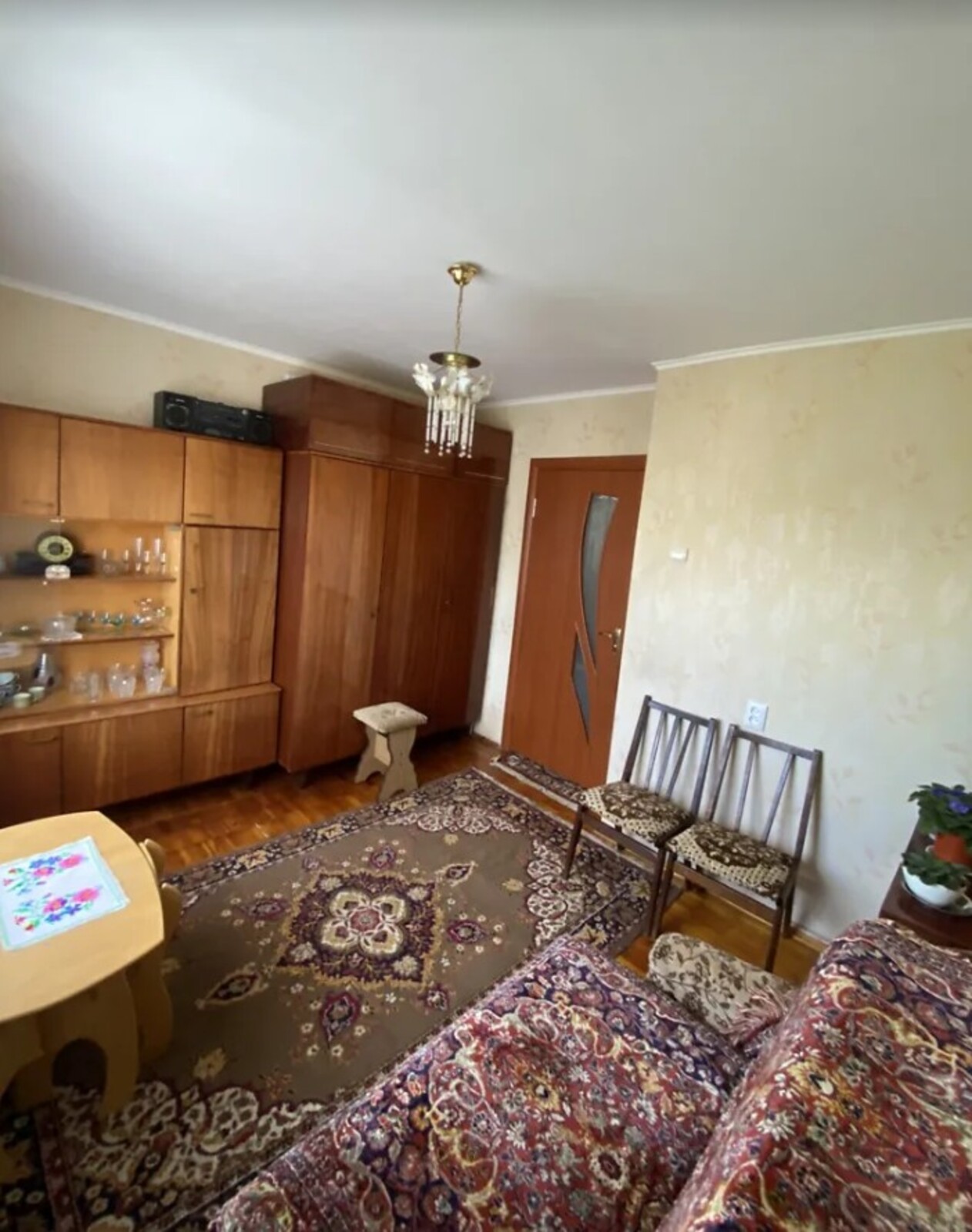 Здається 3-х кімнатна квартира в Замостянському рацоні. Чиста та охайна, все є. фото 1 Здається 3-х кімнатна квартира в Замостянському рацоні. Чиста та охайна, все є. фото 1