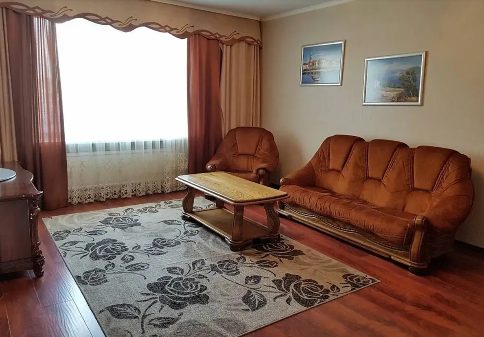 Здається 3-х кімнатна квартира в р-ні Поділля. Техніка, меблі, ремонт фото 1 Здається 3-х кімнатна квартира в р-ні Поділля. Техніка, меблі, ремонт фото 1