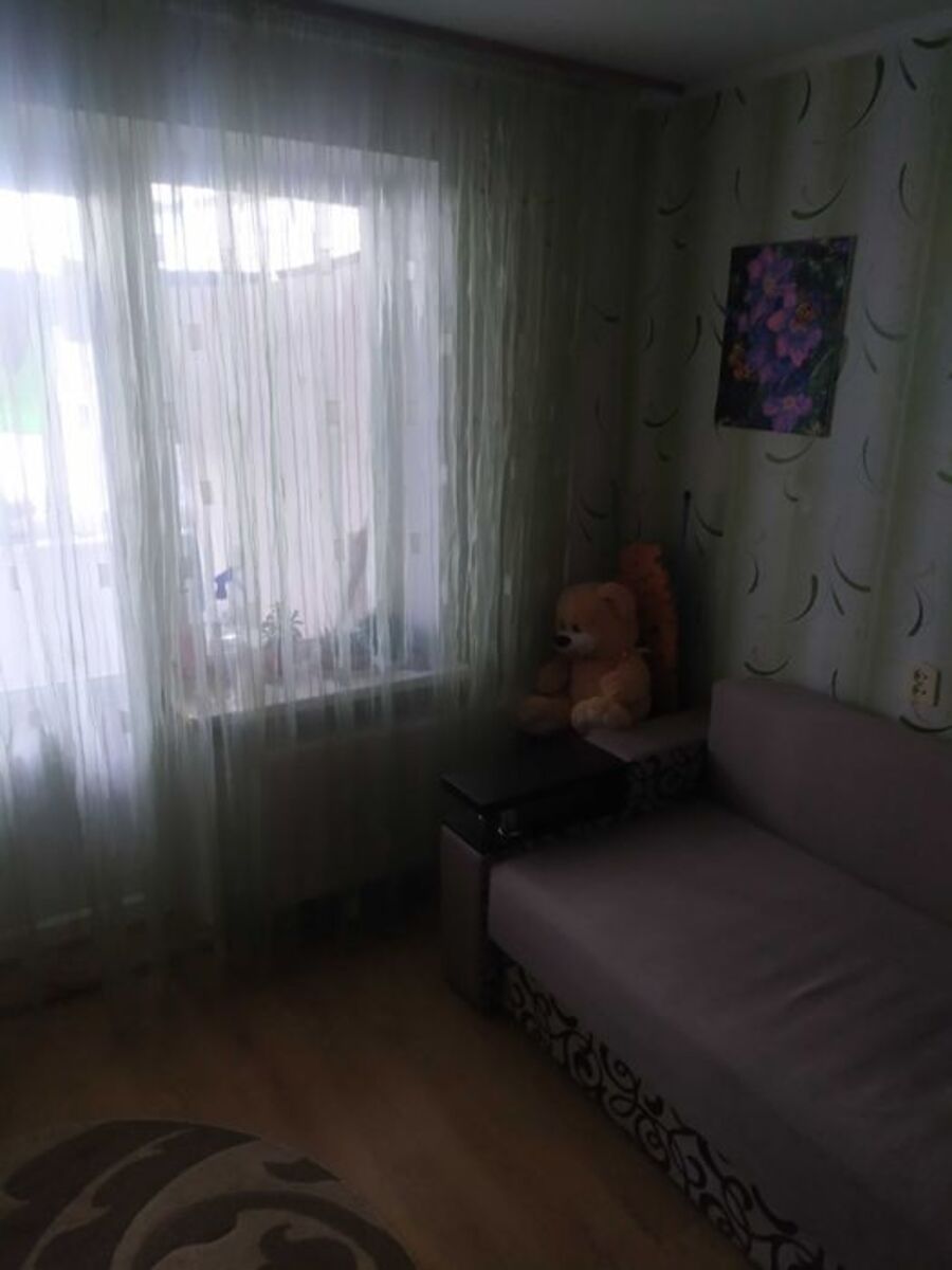Здається кімната в трьох кімнатній квартирі. вул. Київська фото 1 Здається кімната в трьох кімнатній квартирі. вул. Київська фото 1