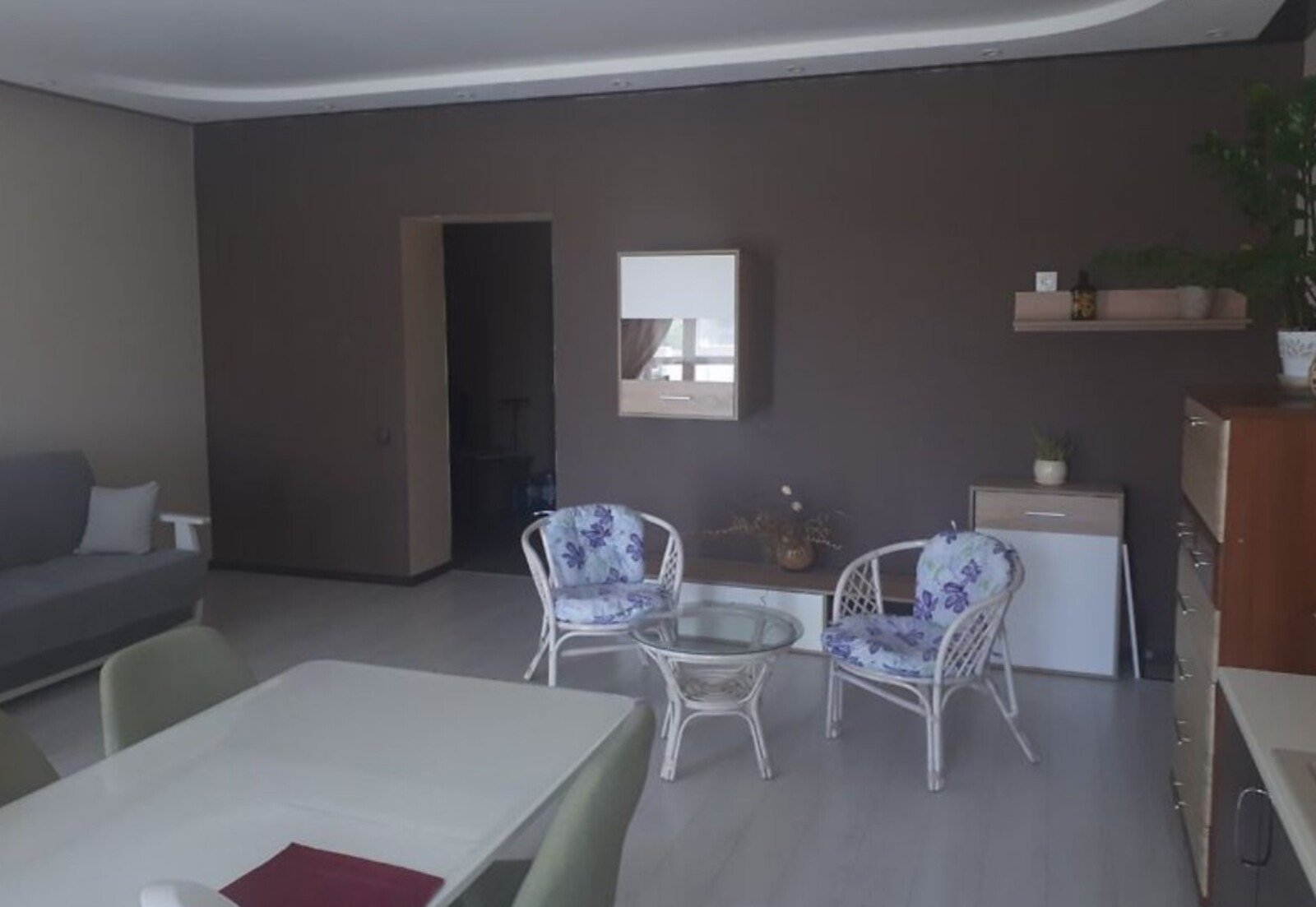 Здається простора з новим ремонтом 1-но кімнатна квартира в ЖК Барський фото 1 Здається простора з новим ремонтом 1-но кімнатна квартира в ЖК Барський фото 1