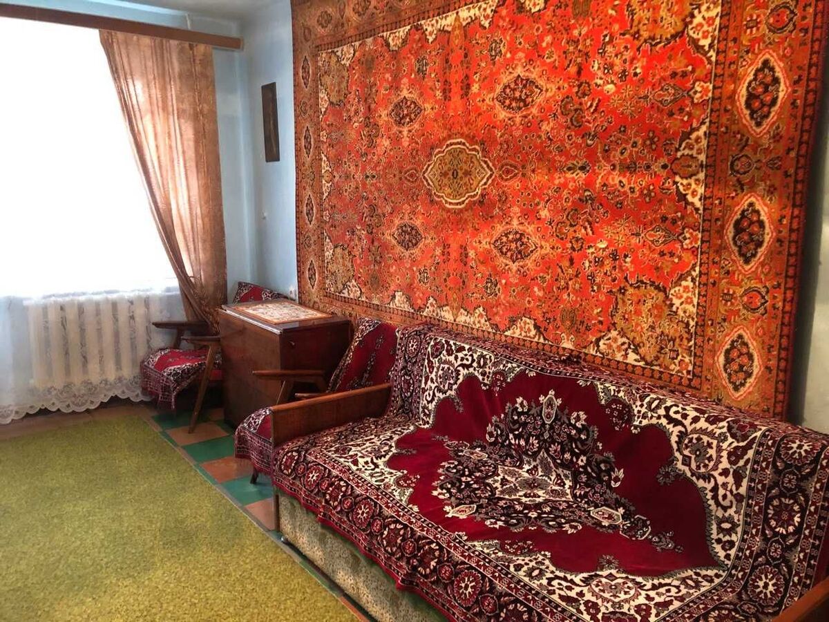 Здається 2х кімнатна квартира на Київській. Жилий стан. фото 1 Здається 2х кімнатна квартира на Київській. Жилий стан. фото 1