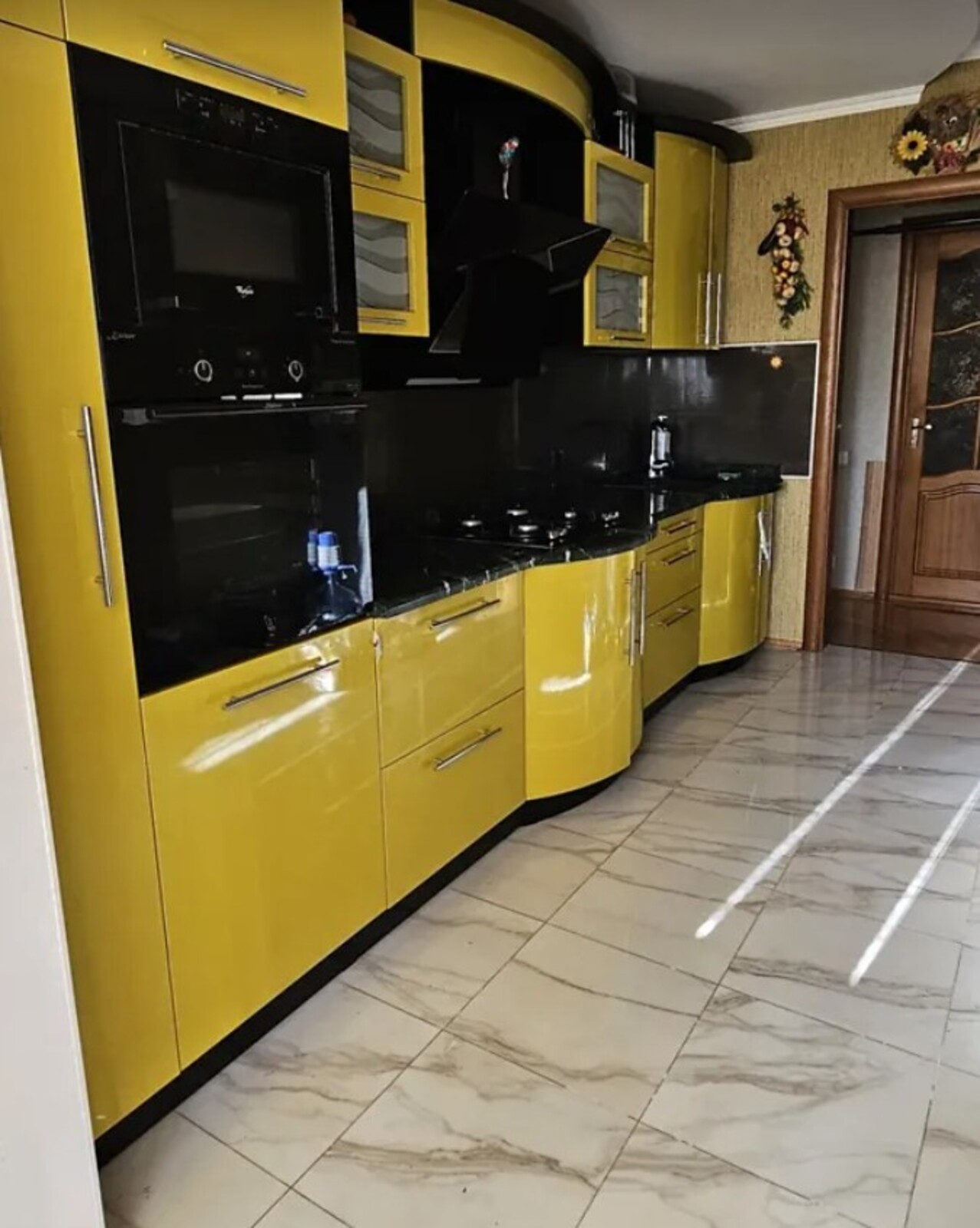 Здається 2-х кімнатна квартира в р-ні Поділля, все є, гарний стан. фото 1 Здається 2-х кімнатна квартира в р-ні Поділля, все є, гарний стан. фото 1