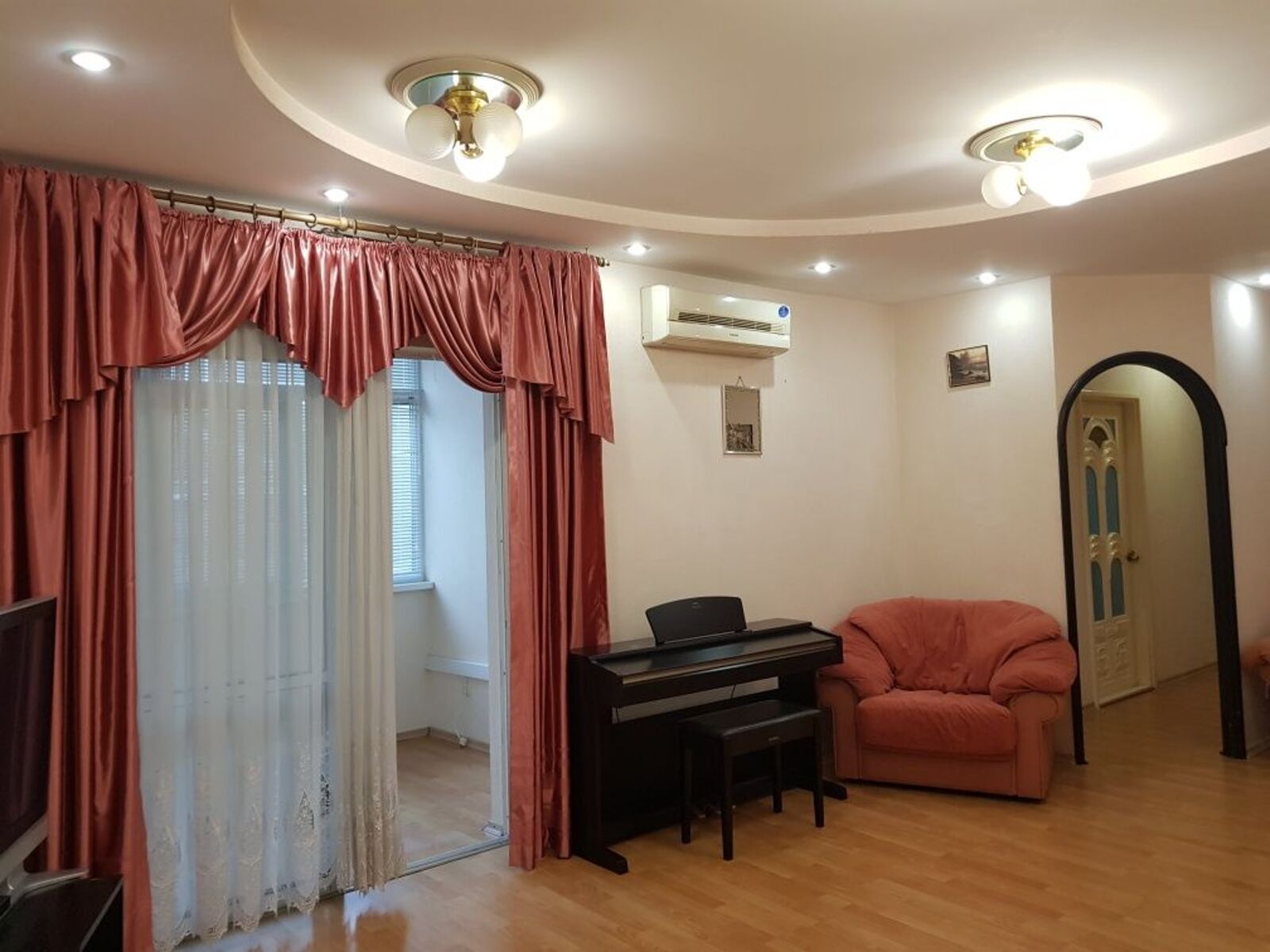 ÎÐÅÍÄÀ Å˲ÒÍί 4-ʲÌÍÀÒÍί ÊÂÀÐÒÈÐÈ Â ÑÀÌÎÌÓ ÖÅÍÒв ôîòî 1 ÎÐÅÍÄÀ Å˲ÒÍί 4-ʲÌÍÀÒÍί ÊÂÀÐÒÈÐÈ Â ÑÀÌÎÌÓ ÖÅÍÒв ôîòî 1