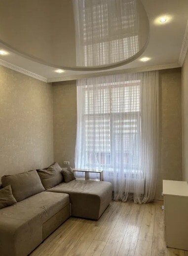 Оренда 2-х кімнатної квартири з новим ремонтом, технікой та меблями. фото 1 Оренда 2-х кімнатної квартири з новим ремонтом, технікой та меблями. фото 1