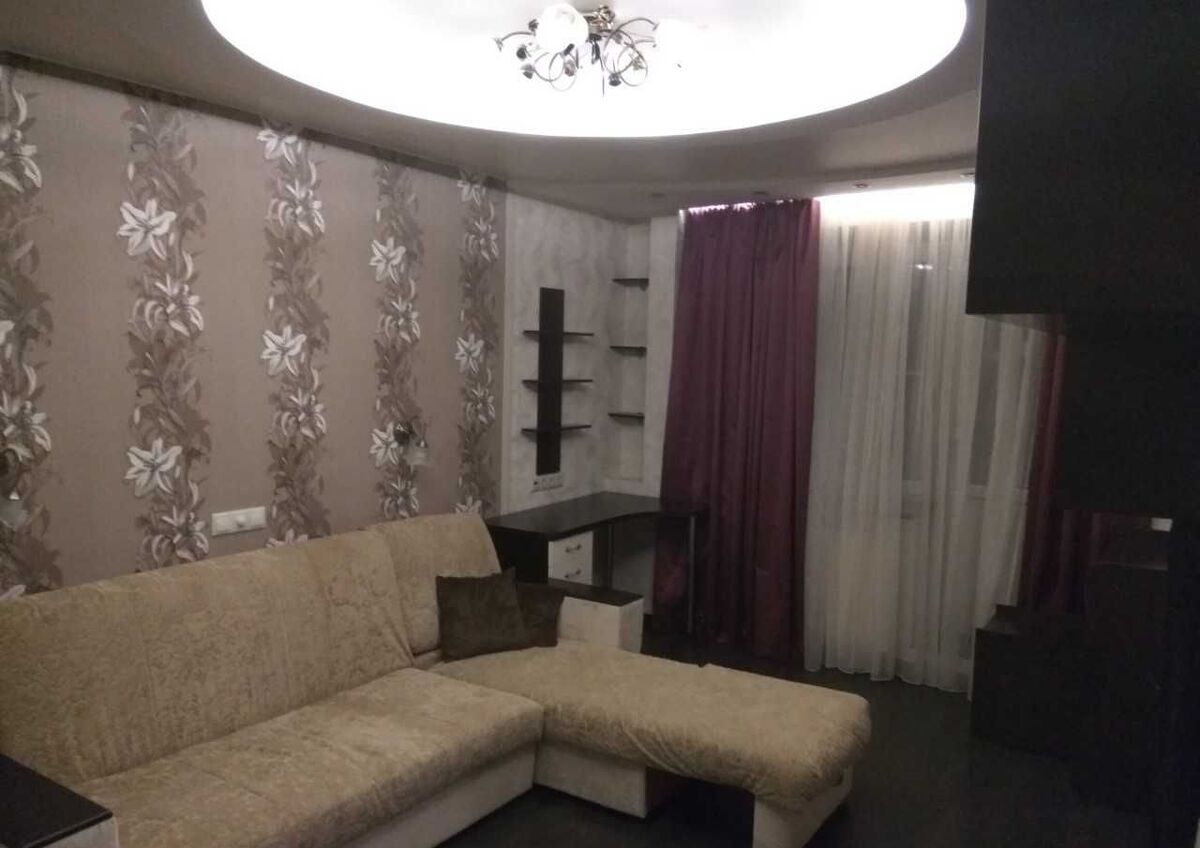 Здається 1но кімнатна квартира все є на Соборній фото 1 Здається 1но кімнатна квартира все є на Соборній фото 1