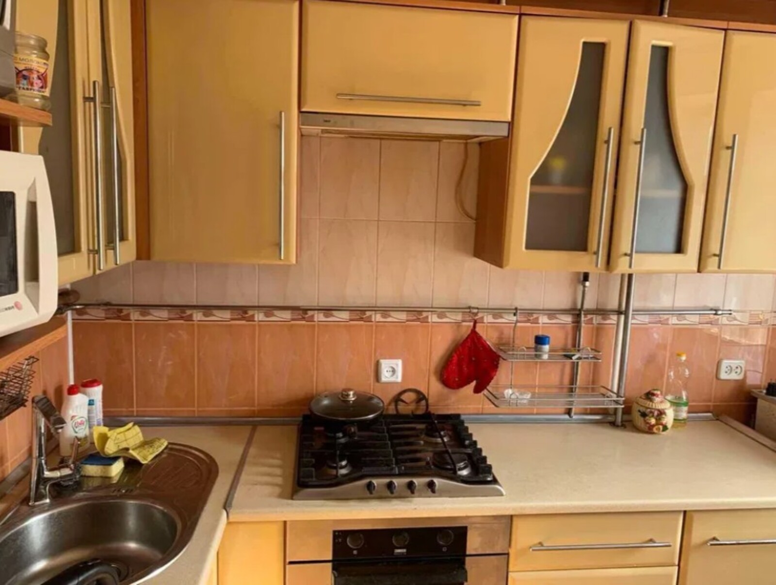 Здається 2-х кімнатна квартира в Замостянському районі. Гарний стан. фото 1 Здається 2-х кімнатна квартира в Замостянському районі. Гарний стан. фото 1